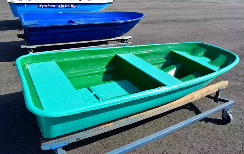 Стеклопластиковая лодка Старт (тримаран) в Владимире