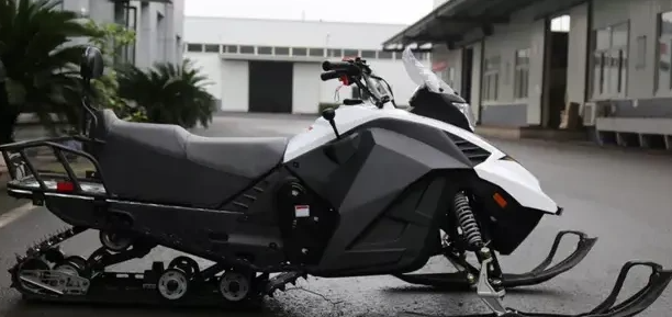 Снегоход ULAR 220 в Владимире