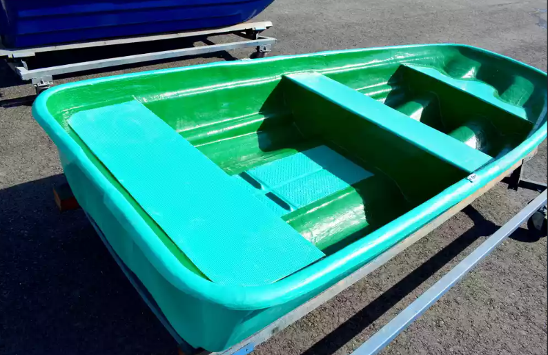 Стеклопластиковая лодка Старт (тримаран) в Владимире