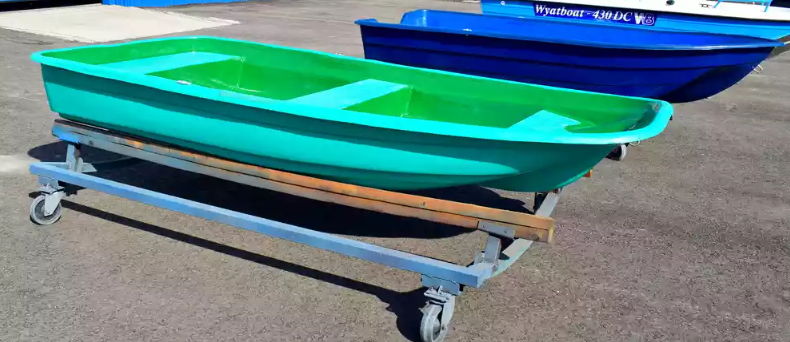 Стеклопластиковая лодка Старт (тримаран) в Владимире