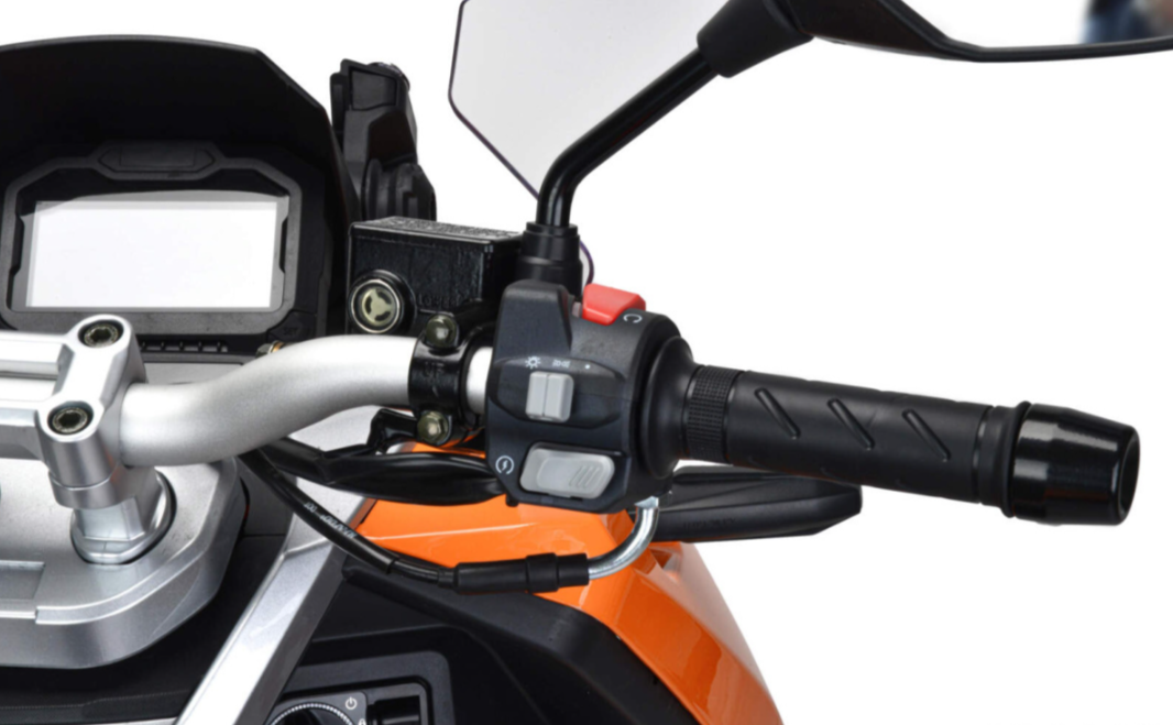 Скутер MOTOLAND (МОТОЛЕНД) T-MAX 150 в Владимире