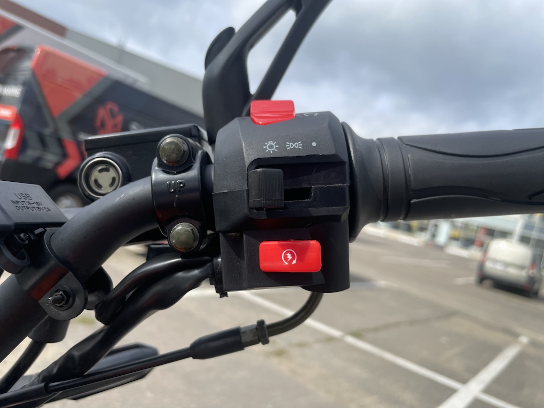 Мопед PROMAX CB150R (49) в Владимире