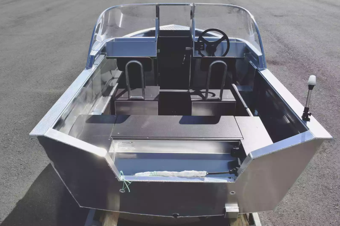 Алюминиевая лодка  Неман-400 DCM в Владимире