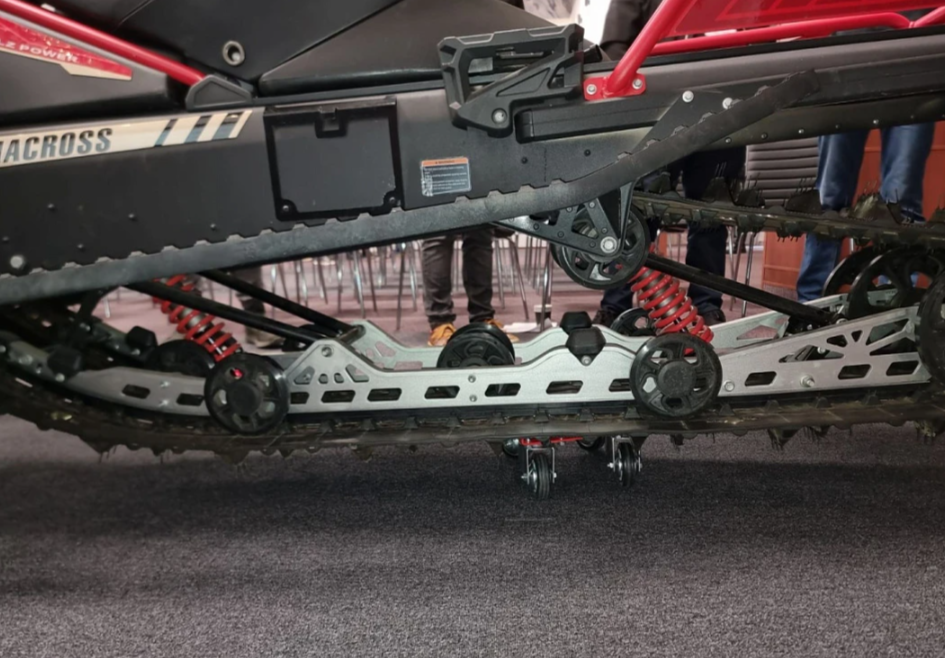 Снегоход AODES Siberiacross 1000 WT 508mm LCD 6.8 в Владимире