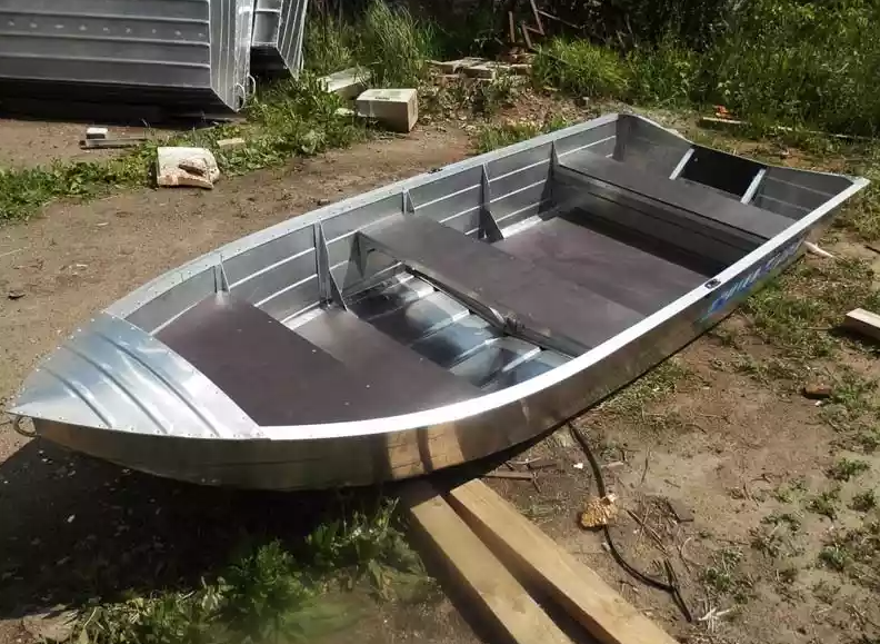 Алюминиевая лодка Вятка-Профи 37 в Владимире