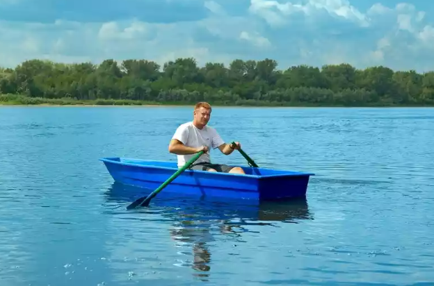 Стеклопластиковая лодка Малютка в Владимире