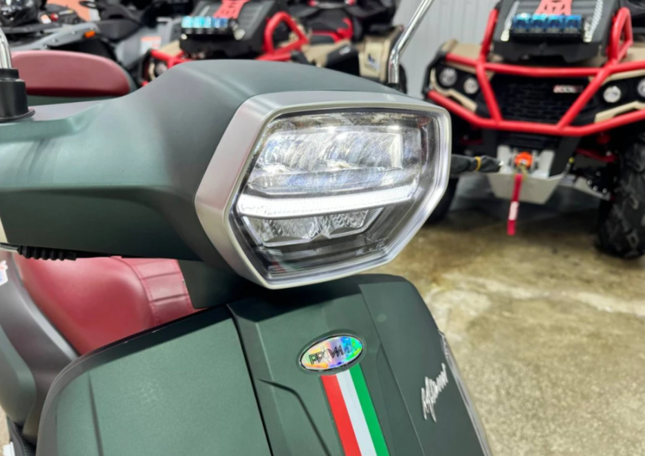 Скутер PROMAX Miami 240 (49) в Владимире