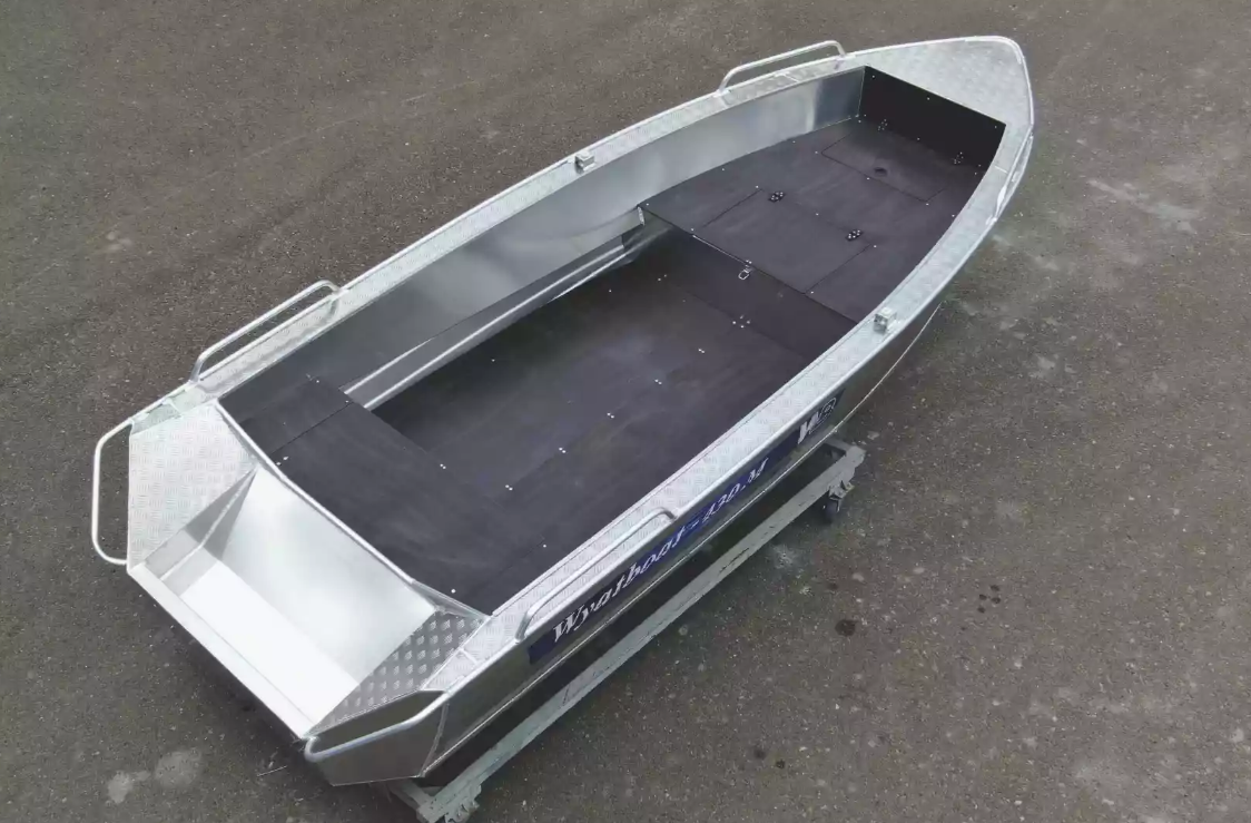 Алюминиевая лодка  Wyatboat-430М FISH в Владимире