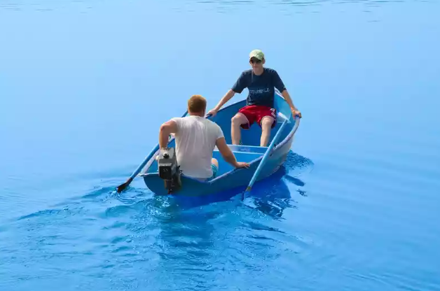 Стеклопластиковая лодка Омуль в Владимире