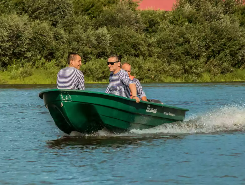 Стеклопластиковая лодка Neman-340 (тримаран) в Владимире