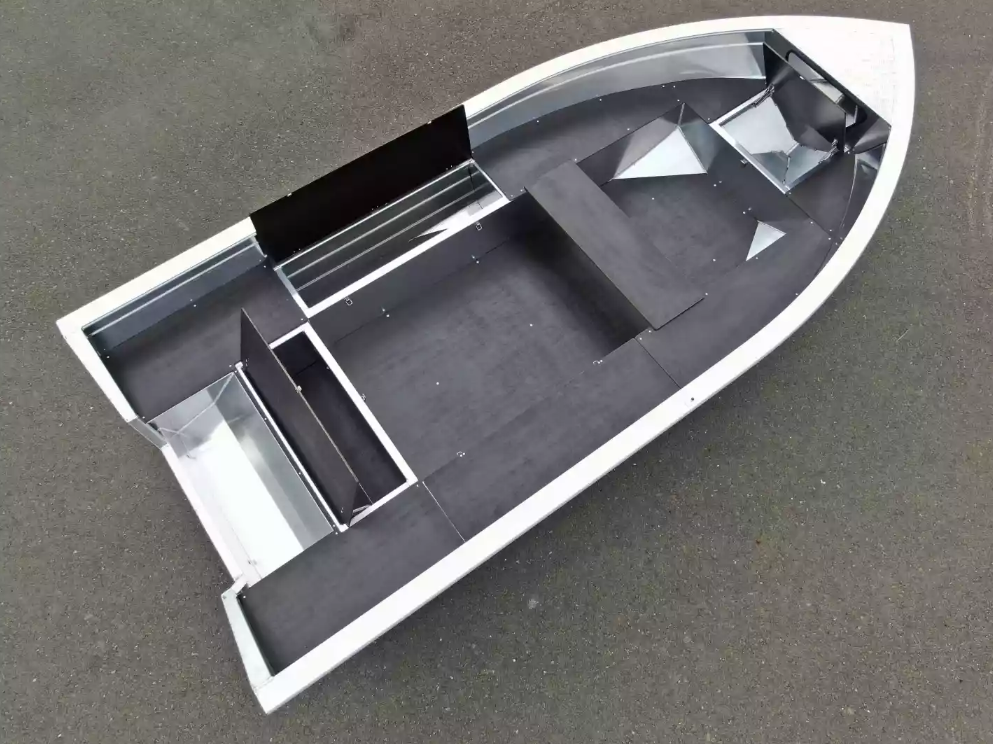 Алюминиевая лодка  Неман-420 в Владимире