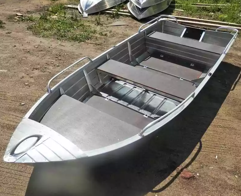 Алюминиевая лодка Вятка-Профи 37 в Владимире