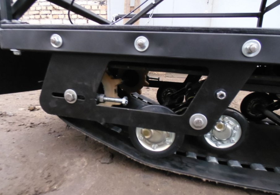 Мотобуксировщик AhtaR Зима 15 л/с с вариатором в Владимире