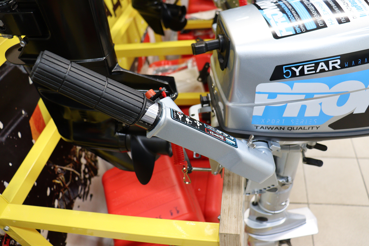 Лодочный мотор PROMAX SP5FHS (внешний бак 12 л) в Владимире