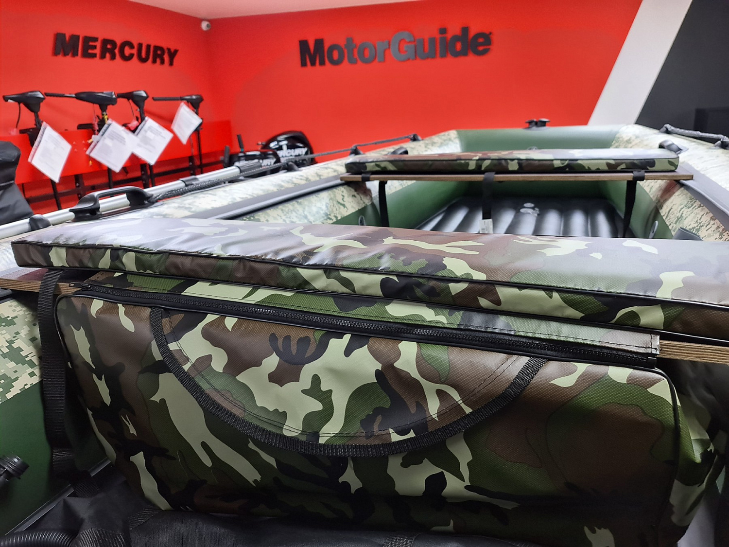 КОМПЛЕКТ МЯГКИХ НАКЛАДОК С СУМКОЙ ДЛЯ ЛОДОК 105Х20 КАМУФЛЯЖ в Владимире